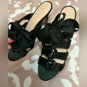 Size 8 Avec  les filles heels